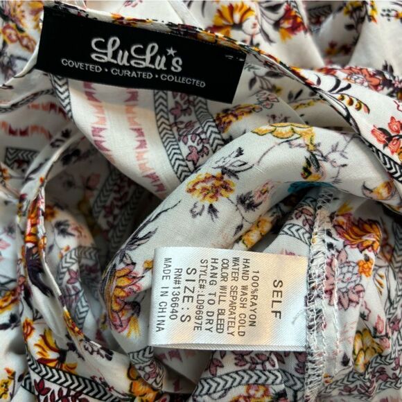 Lulus Playing Fleur Keeps Ivory Floral Bohemian Print Wrap Maxi Dress Sz. Small - Picture 9 of 16